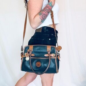 Vintage Dooney & Bourke pebbled leather crossbody purse